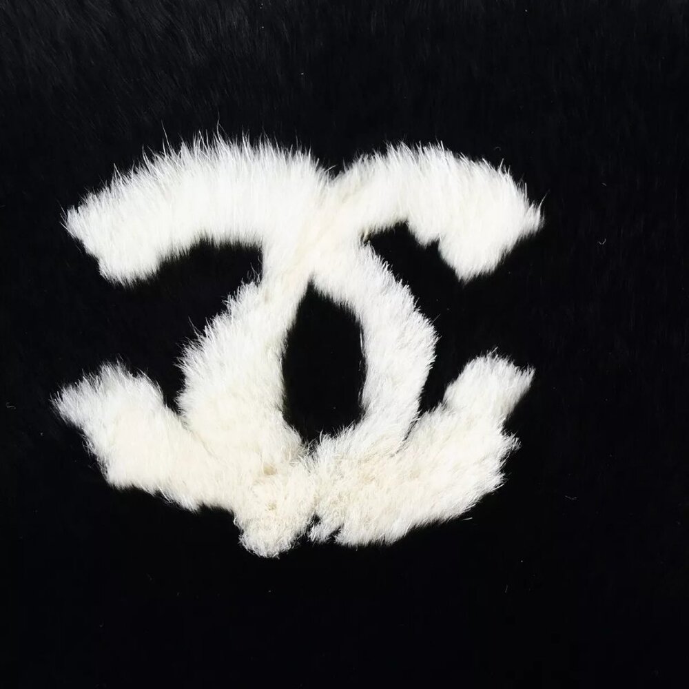 CHANEL CC Logo Wristband Bangle Bracelet Fur Black White France - Picture 10 of 10